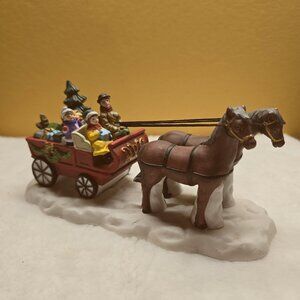 2001 Old Towne Carriage Porcelain Victorian Village Collectable Christmas Decor